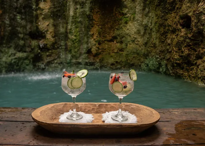 Oom Bubble Boutique Riviera Cancun - Adults Only Hotel 4*